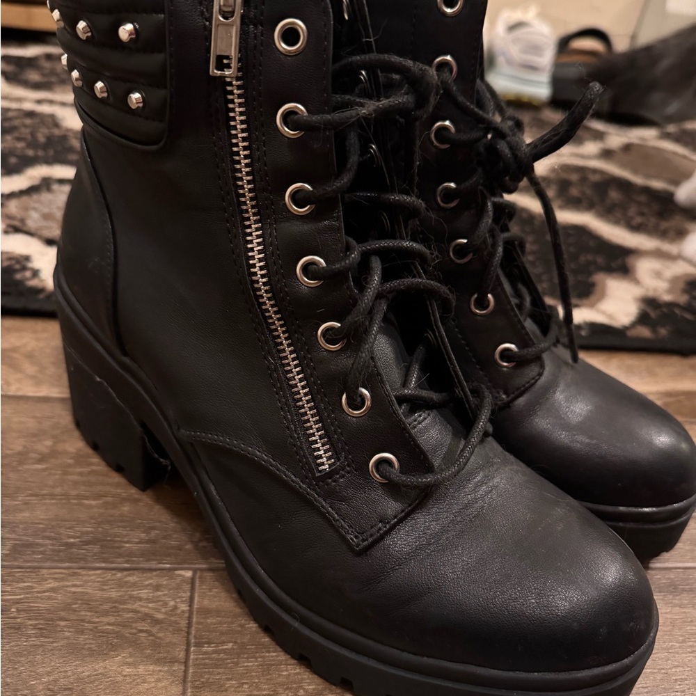 Women’s Boots